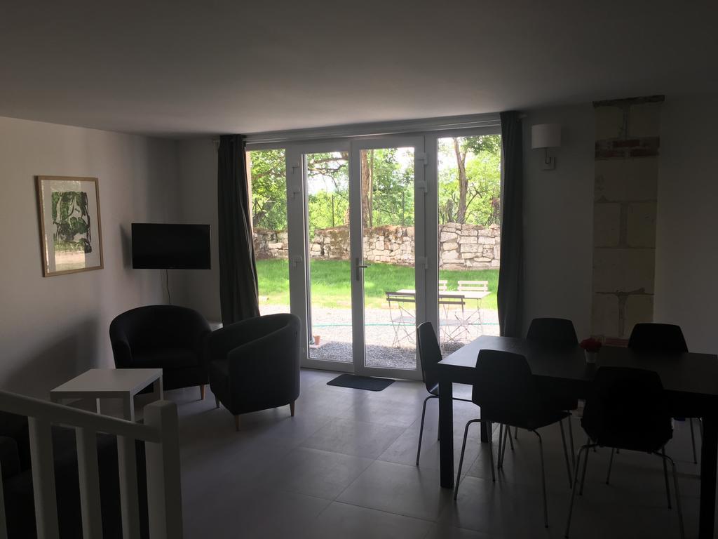 Les Terrasses De Chaumont 1 Apartment Montsoreau Bagian luar foto